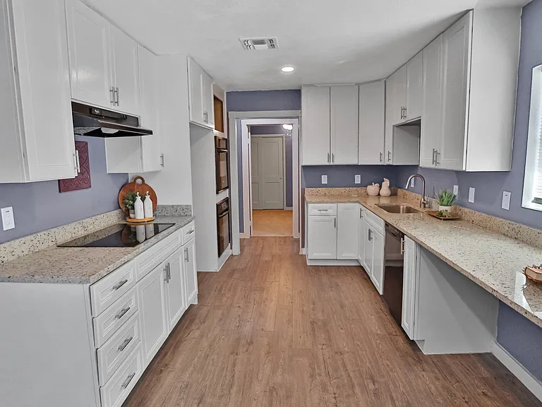 4322 Waikiki Dr — Photo 13