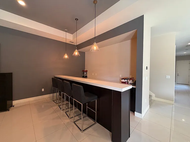 66 Pristine Glen St — Photo 7