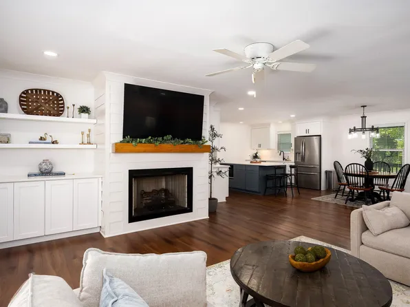2215 Sun Valley Rd, Harpersville, AL 35078