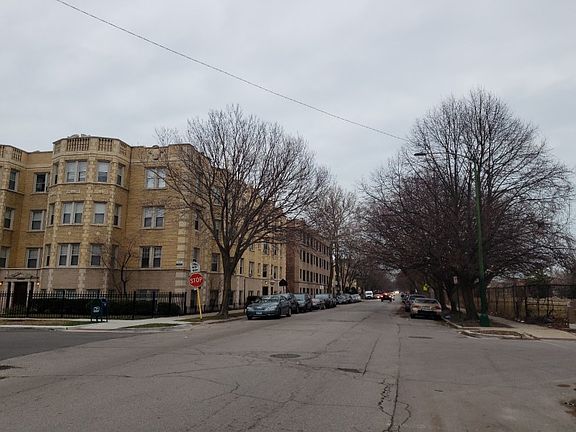 4th image of 2310 W Granville Ave APT 3