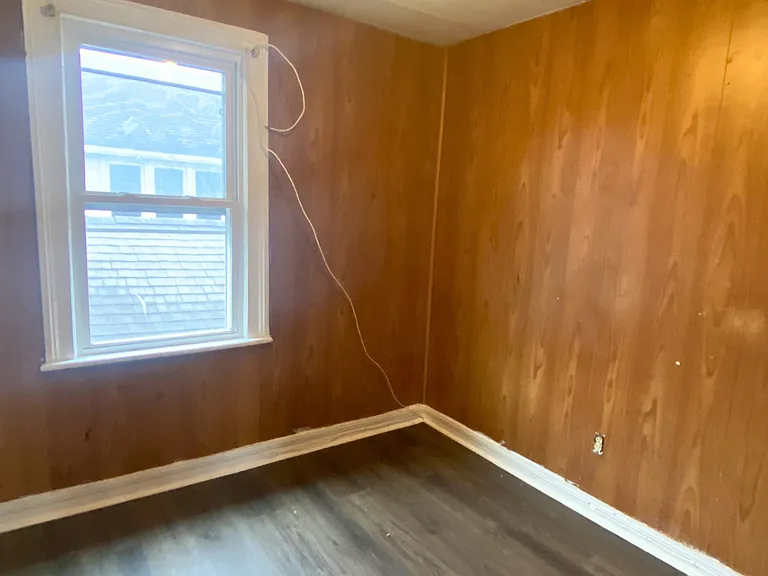 163 Paine St — Photo 12