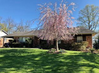 619 Warfield Dr, Rockville, MD 20850