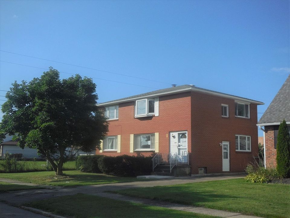 1st image of 19 Ellsworth Dr