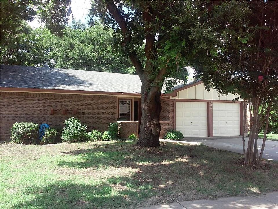 2nd image of 505 Salem Dr