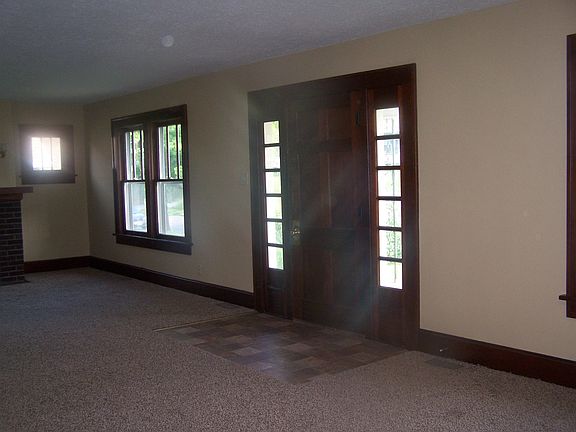 4th image of 2908 Angelique St