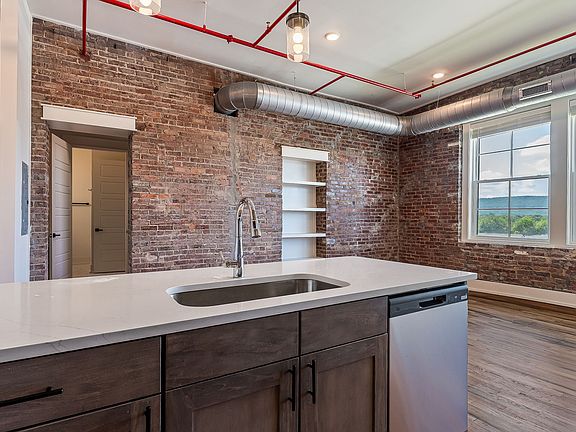 3rd image of 211 W Colville St #305