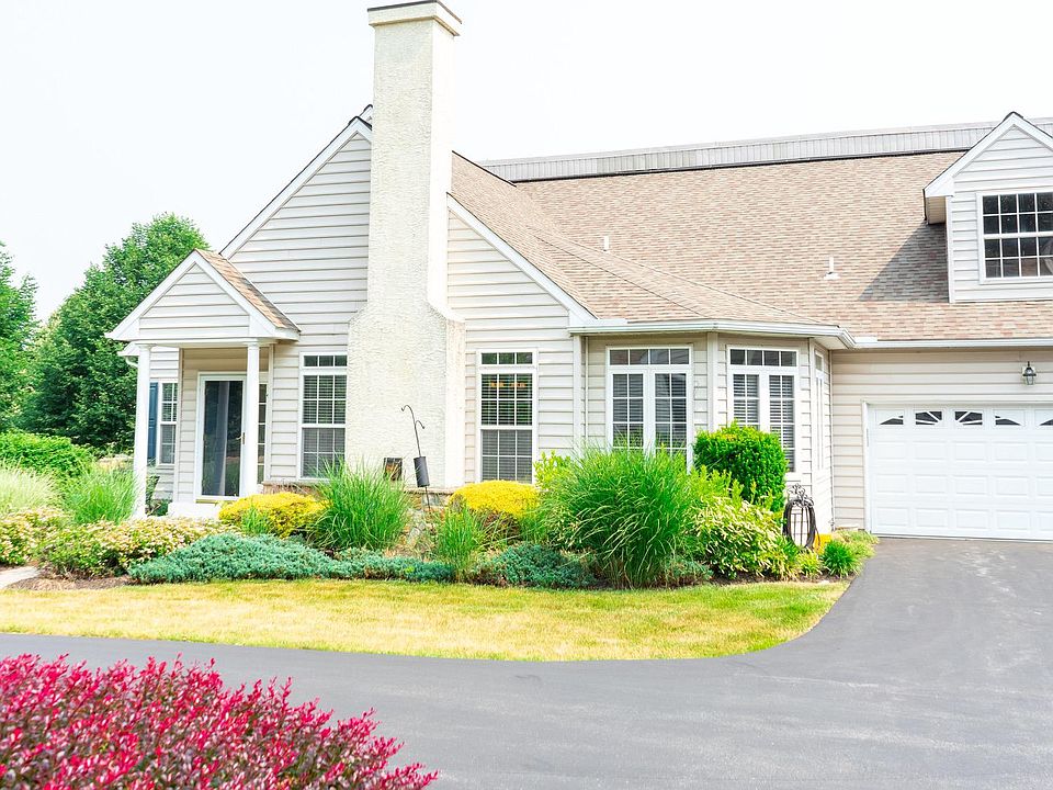 1st image of 788 Churchill Ln