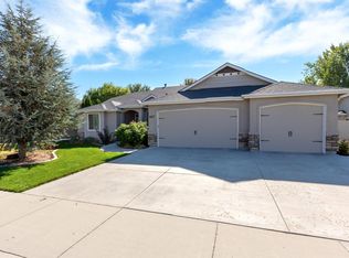 2627 E Wainwright Dr, Meridian, ID 83646