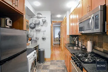 Rented by Bond New York