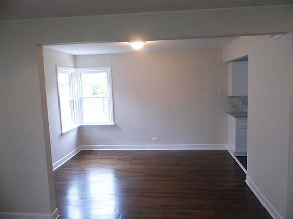 3rd image of 145 Franklin Dr