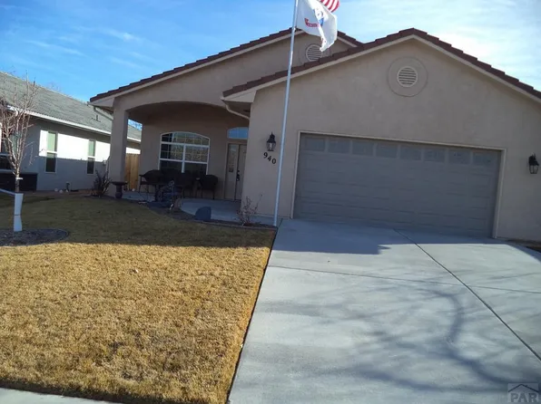 940 Willowcrest Dr, Pueblo, CO 81005