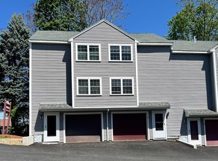 80 Smith St #2A, Lowell, MA 01851