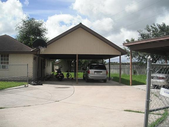 3rd image of 3713 Martz Ln