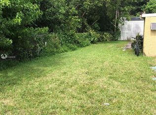 2499 NE 137th St, North Miami Beach, FL 33181