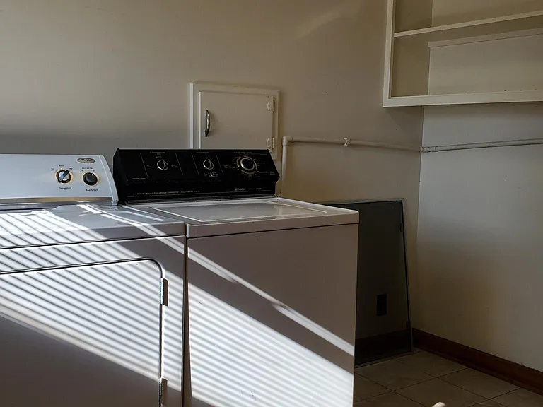 1654 Calloway Ave #4 — Photo 17