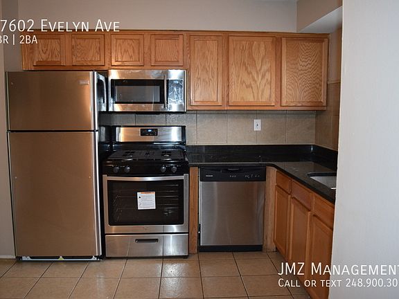 3rd image of 27602 Evelyn Ave