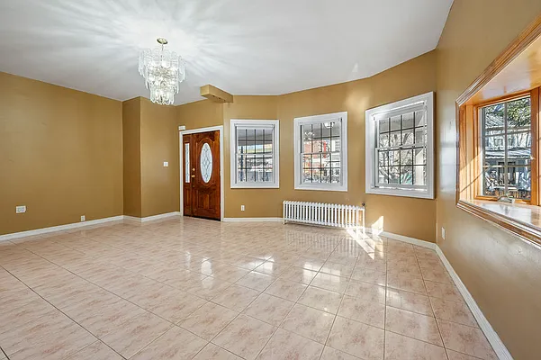 Rented by Poljan Properties Inc. | media 4