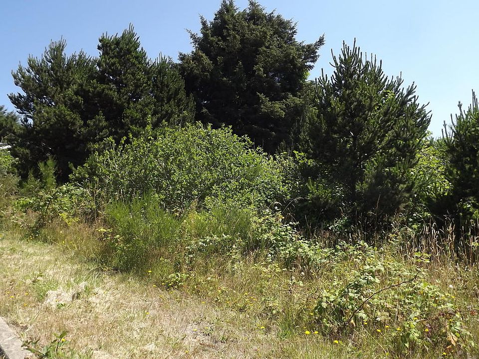 2nd image of NE 71st Lot 2