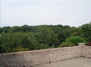 9904 Sundance Dr, Bridgeville, PA 15017