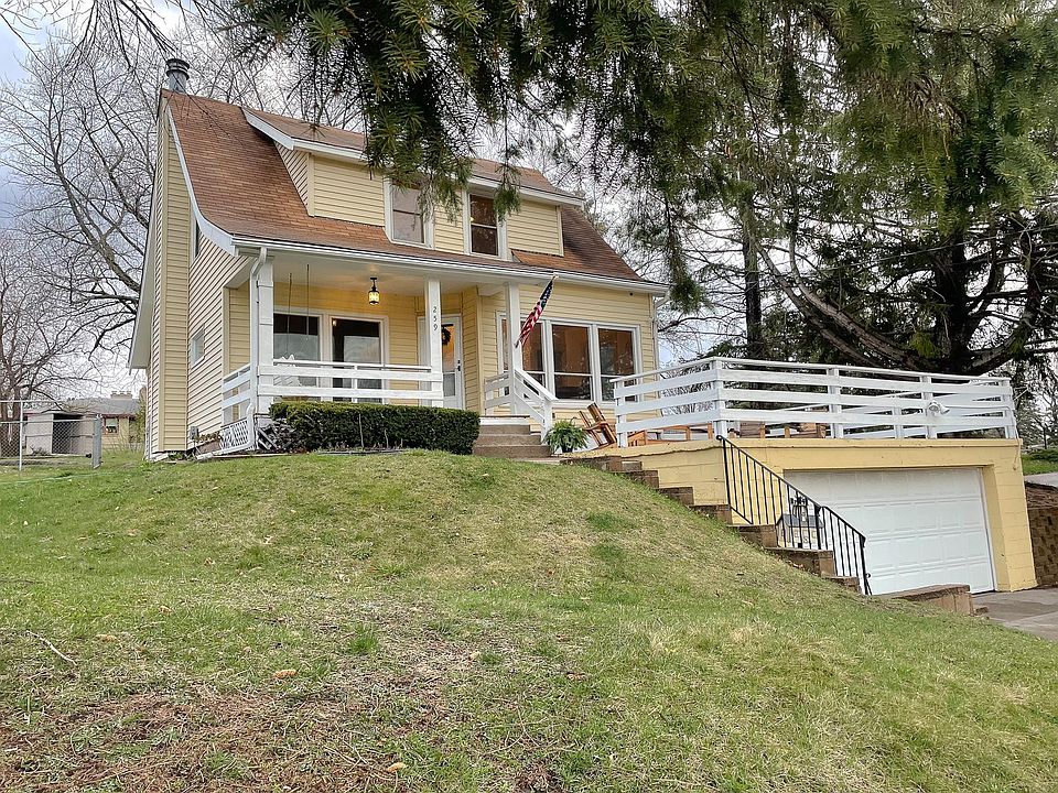 1st image of 259 18th Ave N