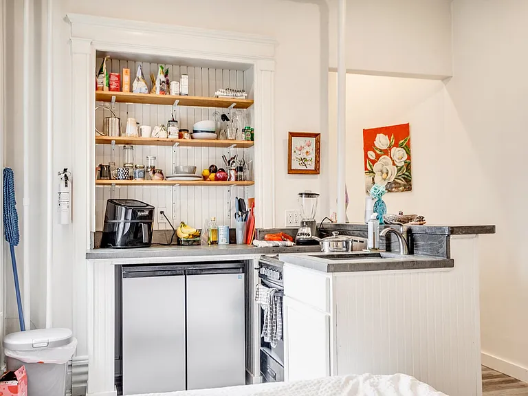 2713 Fremont Ave S #2 — Photo 3