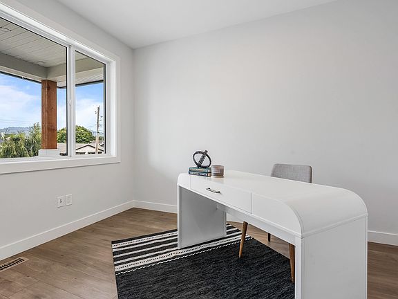 4th image of 7142 Rochester Ave