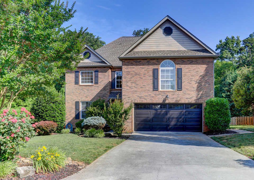 1st image of 9441 Twin Branch Dr