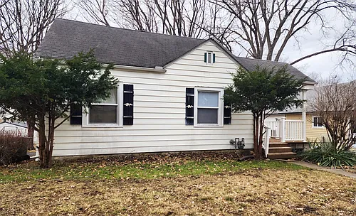 1304 Columbia Ave Photo 1