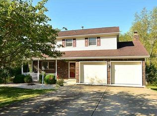 899 Beacon Valley Rd, Greensburg, PA 15601