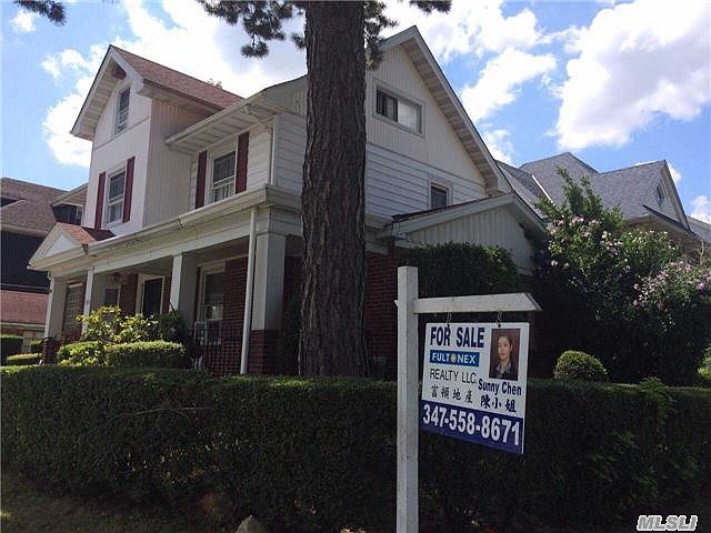 2nd image of 3304 Murray Ln