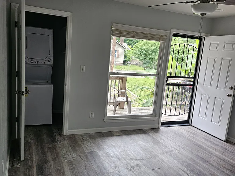 1603 Wheeler Ave #101 — Photo 1