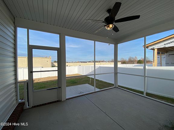 3rd image of 184 Brunswick Drive