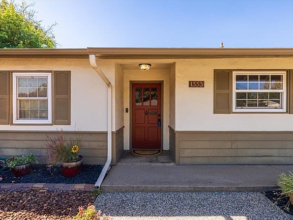 2nd image of 1333 Sebastian Way