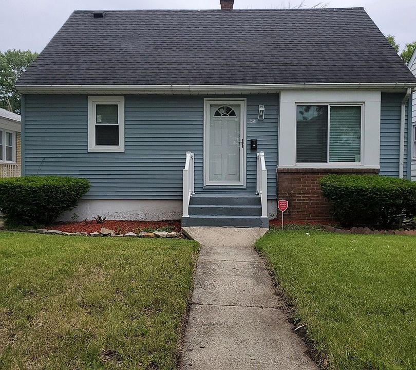 2nd image of 14529 Clinton St