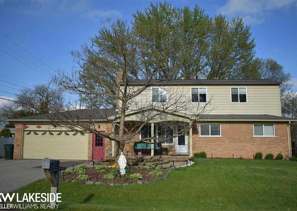 1st image of 49960 Carolee St