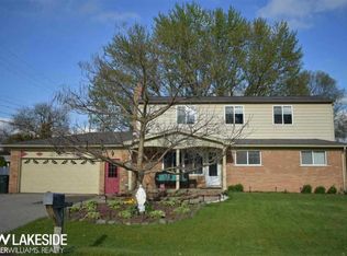 49960 Carolee St, Shelby Township, MI 48317