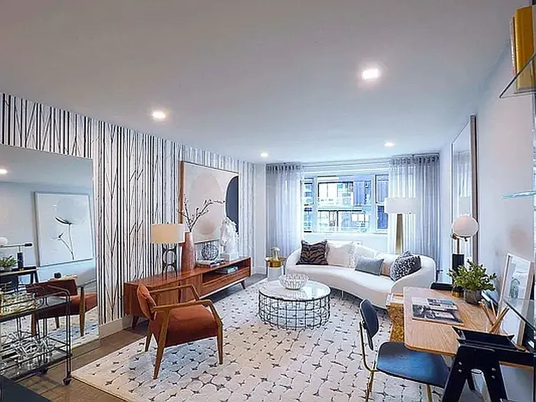 60 E 12th St #2C — Photo 3