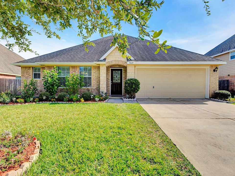 1st image of 3621 Oak Crossing Dr