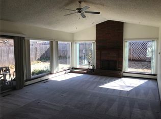 8318 Willow Creek Blvd, Oklahoma City, OK 73162
