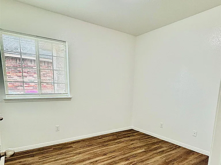 22480 Toronado Ridge Ln — Photo 16