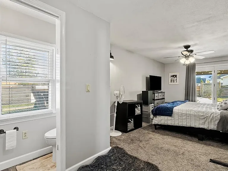 209 W Gardiner St — Photo 18