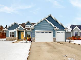 4268 Downton Cir, Green Bay, WI 54313