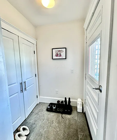 126-128 Westland Ave #1 — Photo 2