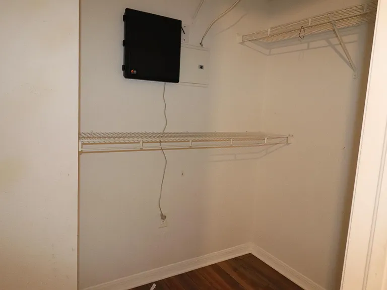 12776 Country Brook Ln — Photo 11