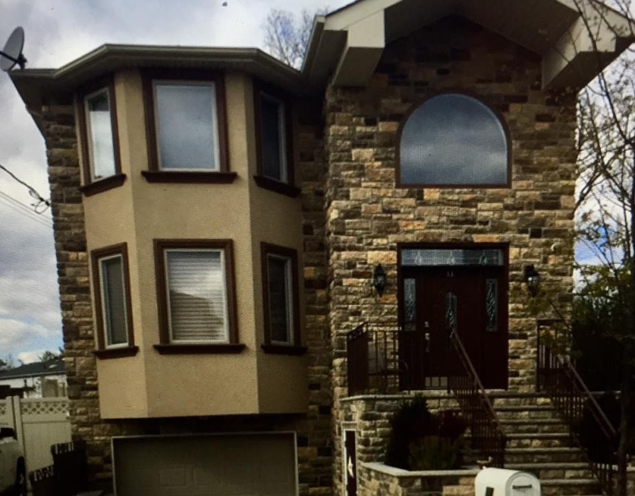 1st image of 11 Stalie Ct