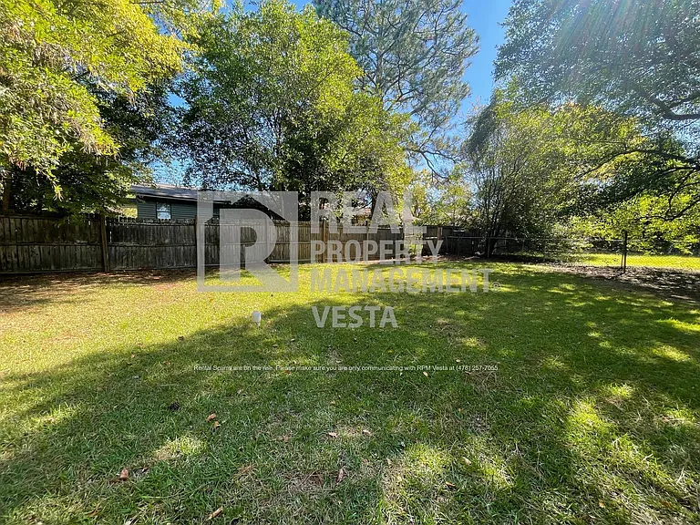 618 Cedarwood Dr — Photo 16