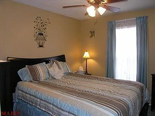 5th image of 702 Watersedge Dr