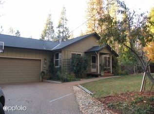 10604 Honeysuckle Ln, Grass Valley, CA 95945