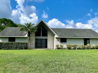 2983 Crystal Ct, Titusville, FL 32780