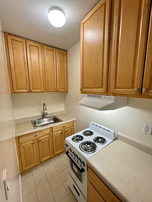 Rented by Mauro Bros Real Estate Services LLC | media 14